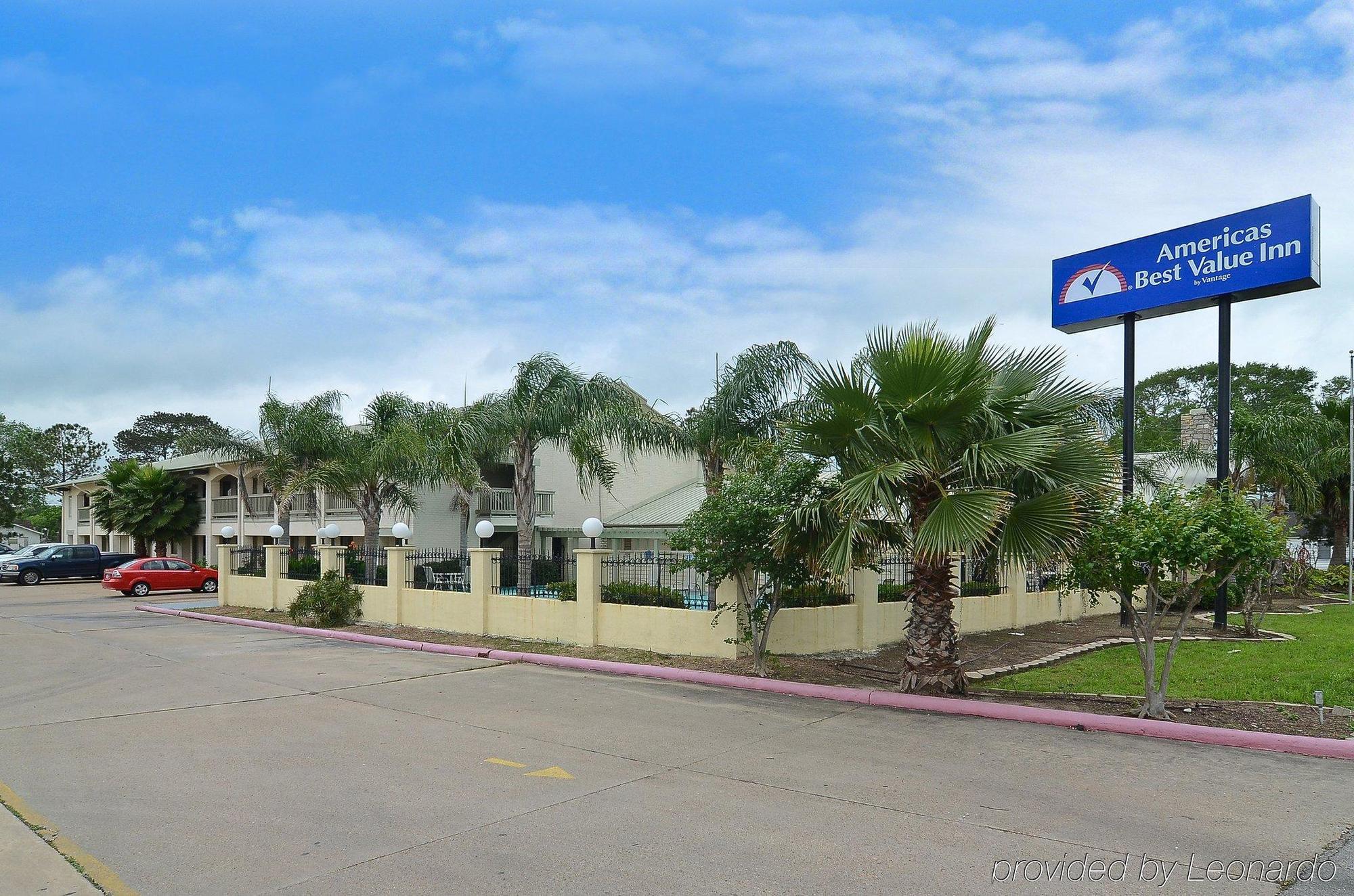 Americas Best Value Inn West Columbia Екстериор снимка